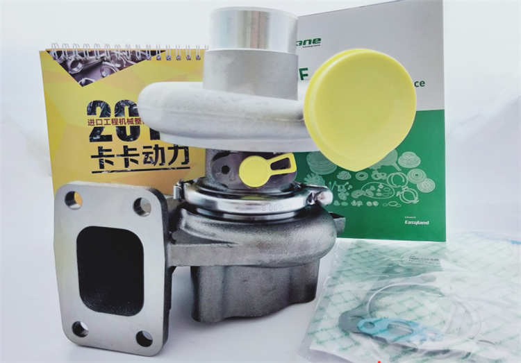 挖掘機(jī)的增壓器你為何要“竄油”？